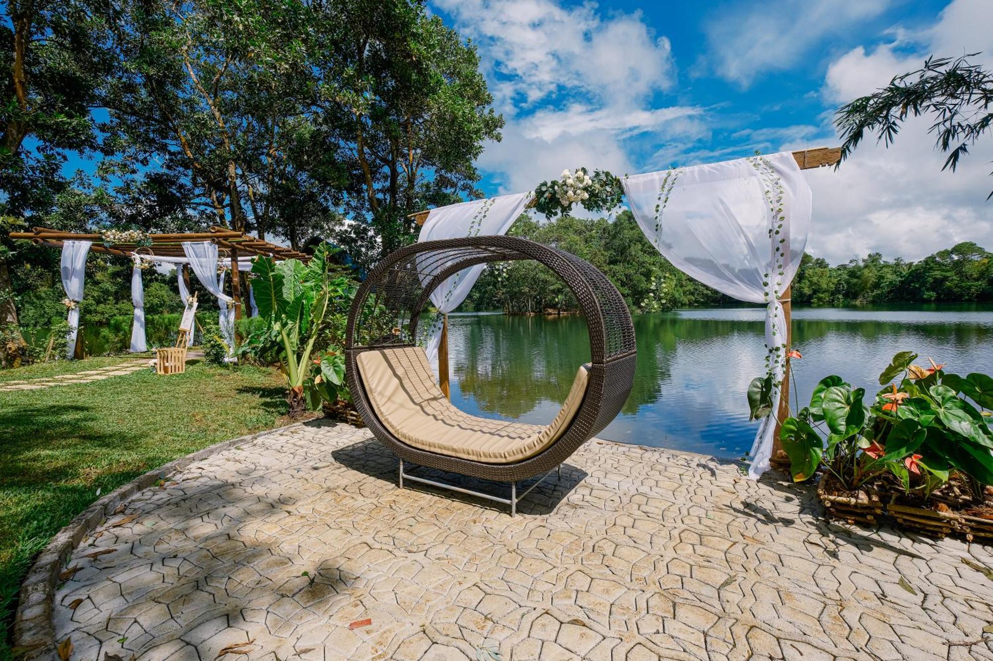 Almost Heaven Lake Resort By Cocotel Cavinti Bagian luar foto