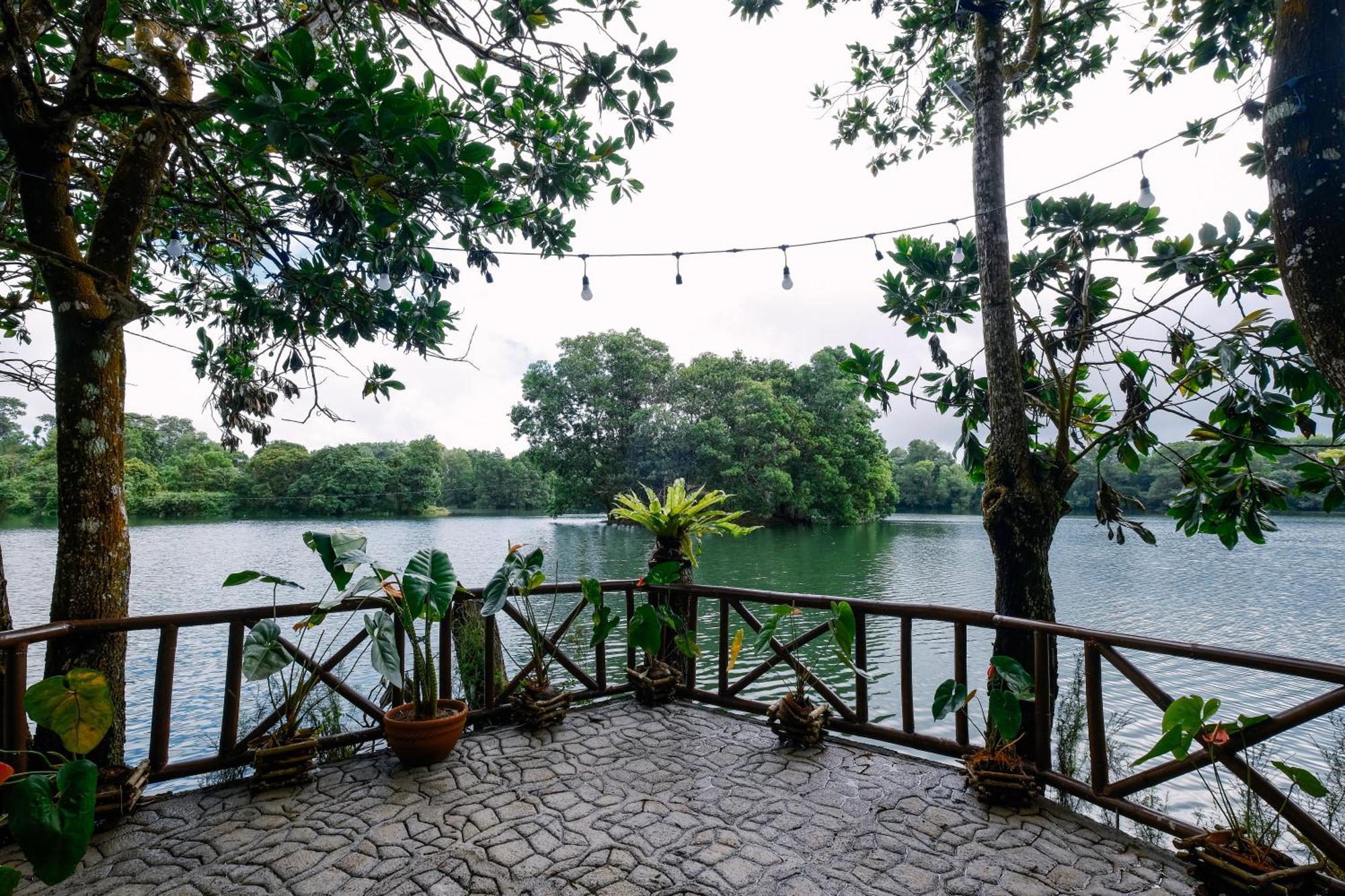 Almost Heaven Lake Resort By Cocotel Cavinti Bagian luar foto