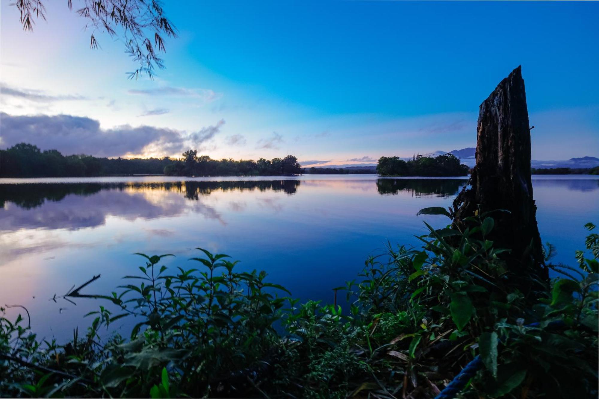 Almost Heaven Lake Resort By Cocotel Cavinti Bagian luar foto
