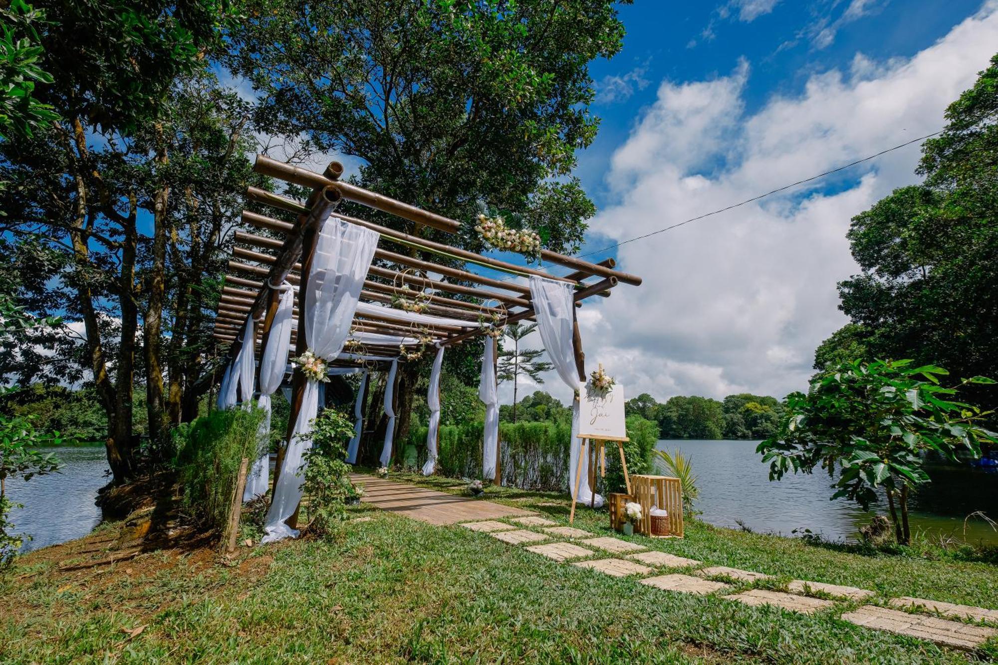 Almost Heaven Lake Resort By Cocotel Cavinti Bagian luar foto